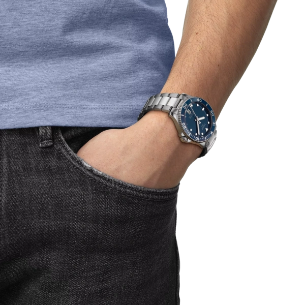 Tissot 
Seastar Quartz Blue Dial Men's Watch