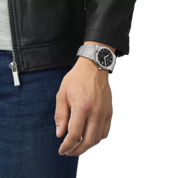 Tissot 
PRX 40 Quartz Black Dial Men's Watch