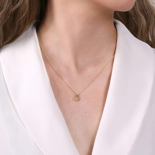 14K Yellow Gold Tilted Heart Pendant Necklace